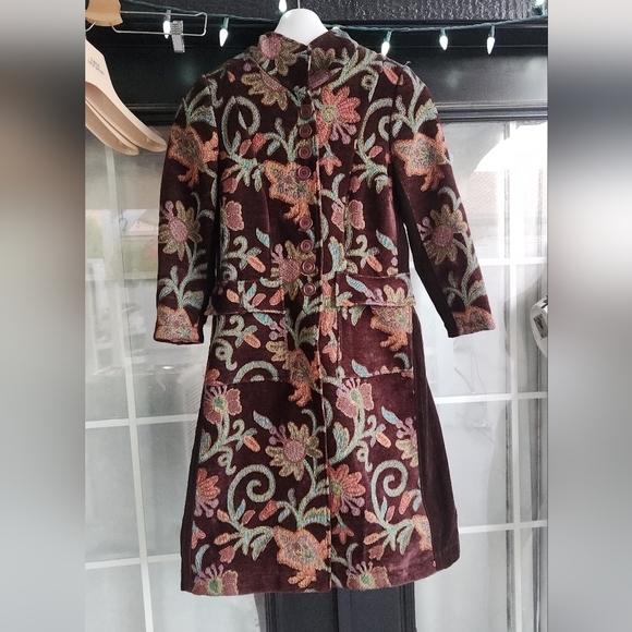 😍Yes, the trench coat is a perennial and stylish staple for fall,  - Picture 2 of 7